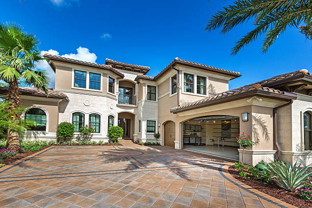 Best Driveway Pavers Near Me  in Elwood, KS