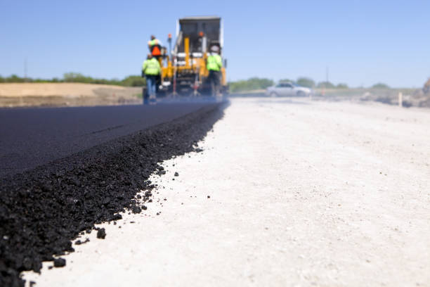 Best Driveway Paving Contractor  in Elwood, KS
