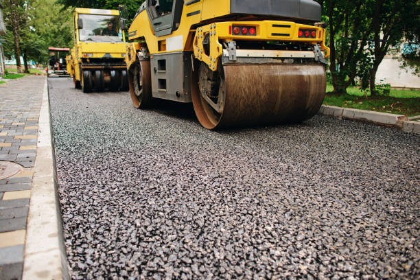 Best Driveway Paving Contractor  in Elwood, KS